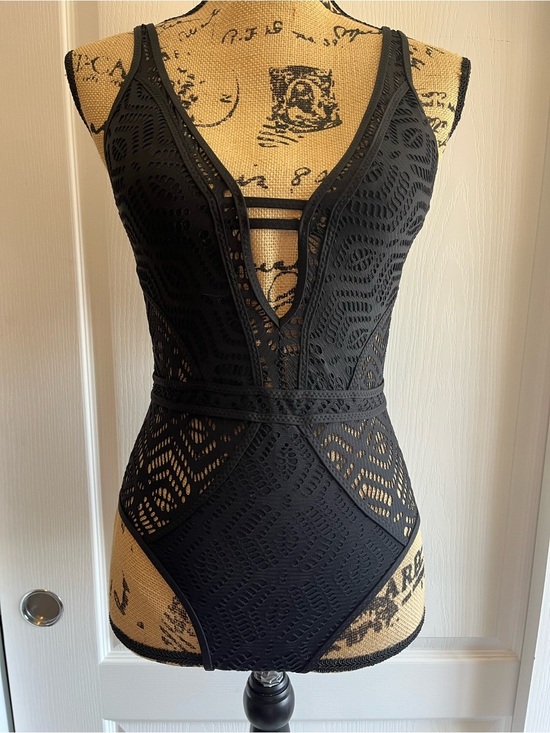 BECCA Other - ☀️BECCA (NWOT) MONOKINI